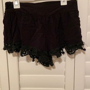 simple comfy black shorts with lace bottom